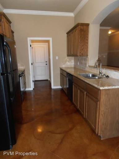 Main picture of 501-602 Fieldstone Dr
