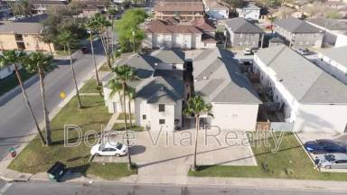 Main picture of 914 W Cherokee Ave