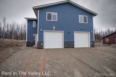 Main picture of 1611 N Lucus Rd