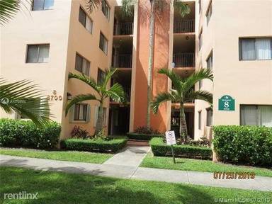 Main picture of 8700 SW 133rd Avenue Rd