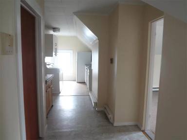 Main picture of 11 Osgood St