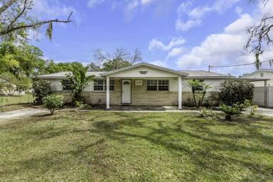Main picture of 1805 N Taylor Rd