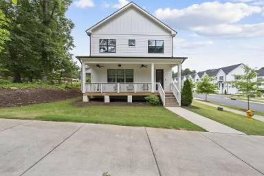 Main picture of 800 Gannett St