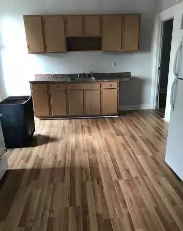 Main picture of 14 McElwain Ave