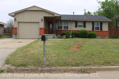 Main picture of 1804 Waltz Way