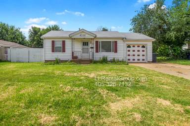 Main picture of 4208 SE 45th St