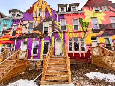 Main picture of 530 Loras Blvd