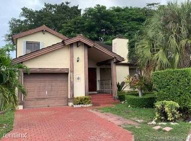 Main picture of 9535 SW 148th Avenue Cir E