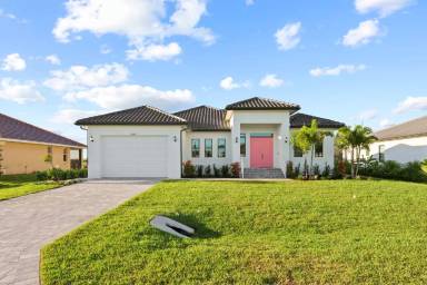 Main picture of 18457 Royal Hammock Blvd