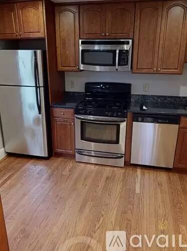 Main picture of 429 Franklin St