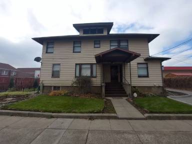 Main picture of 225 SW 2nd St