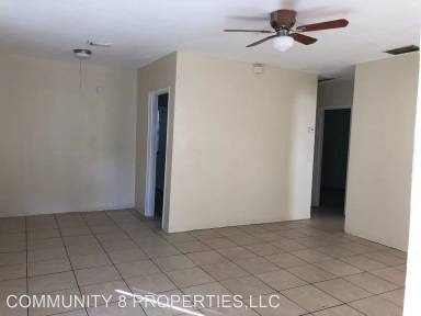 Main picture of 808 NW 15th Ter