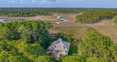 Main picture of 4596 Bayside Dr