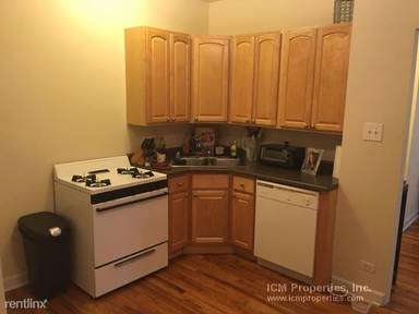 Main picture of 3521-29 N Broadway Apartments