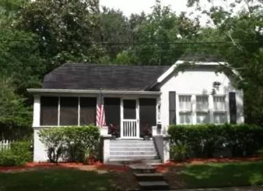 Main picture of 705 SE Wenona Ave