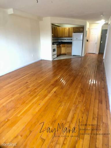 Main picture of 950 Summit Ave
