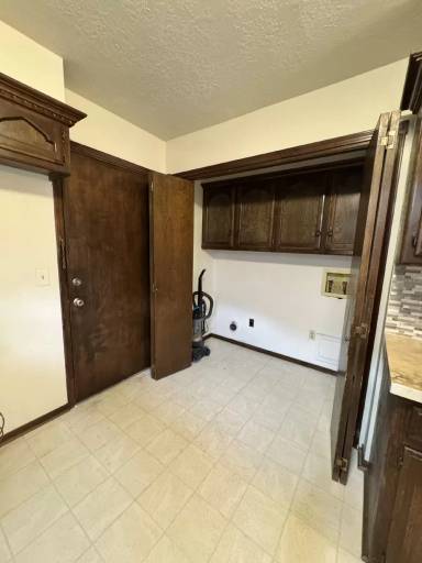 Main picture of 612 E 35th St