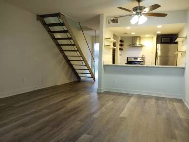 Main picture of 8802 Ilona Ln
