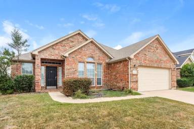 Main picture of 4520 Chesapeake Bay Dr