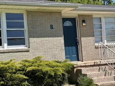 Main picture of 8 Miami Ave