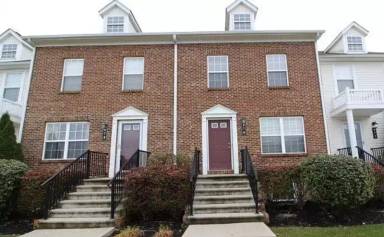 Main picture of 976 Hartford Village Blvd