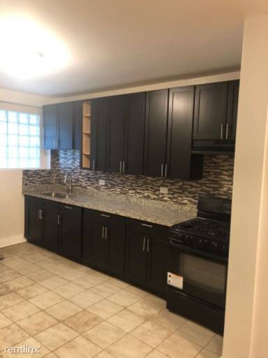Main picture of 1358 W 78th St