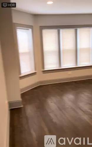 Main picture of 8626 S Ingleside Ave
