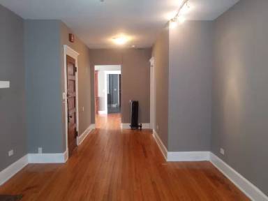 Main picture of 72 W 15th St
