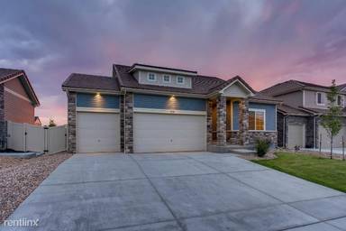 Main picture of 3416 Sandalwood Ln