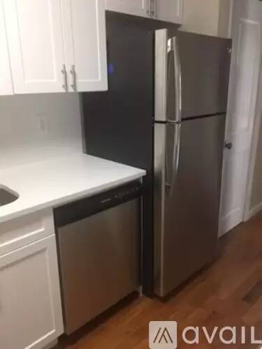 Main picture of 4541 39th Pl