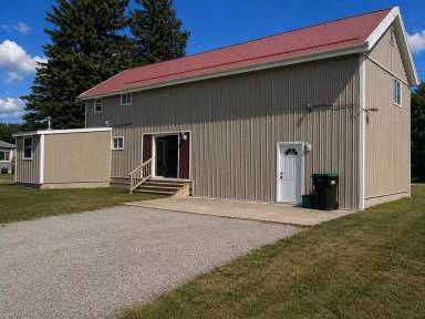 Main picture of 5361 Lake Rd S
