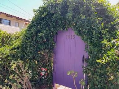 Main picture of 1615 Anacapa St