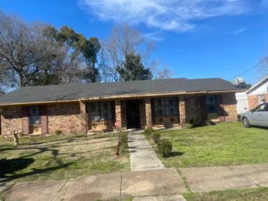 Main picture of 2254 Lennox St