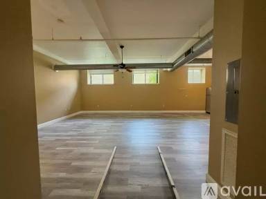 Main picture of 11 Fremont St