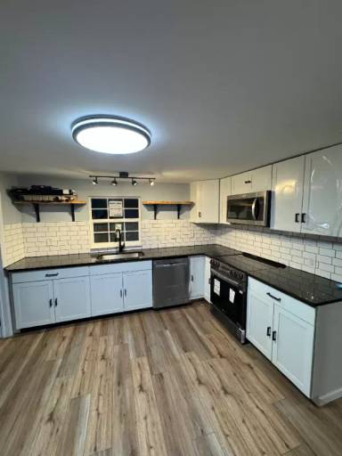 Main picture of 2338 Valleyview Dr