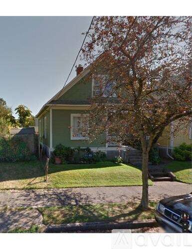 Main picture of 930 N Killingsworth Ct