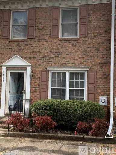 Main picture of 4413 Village Square Ln
