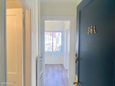 Main picture of 230 Walnut St