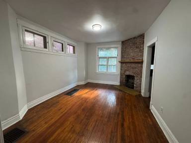 Main picture of 82 Estella Ave