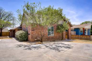 Main picture of 3107 33rd St