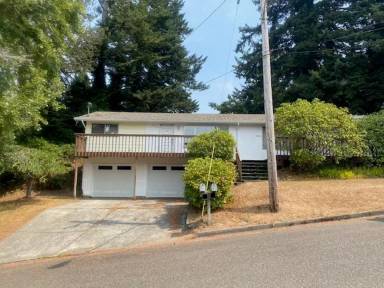 Main picture of 2817 A St