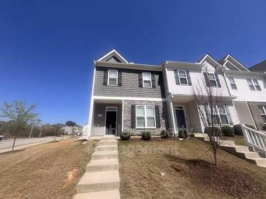 Main picture of 11 Blakely St