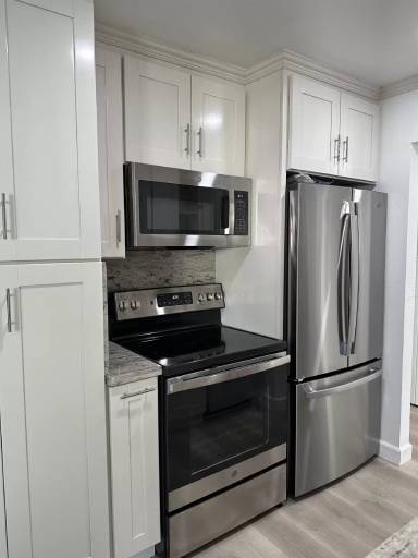 Main picture of 3433 Princeton Way