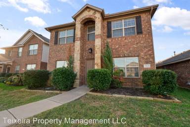Main picture of 5861 Fir Tree Ln