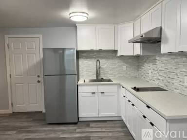Main picture of 7020 Geary Blvd