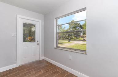 Main picture of 4610 Barley St