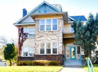 Main picture of 2450 Blaisdell Ave
