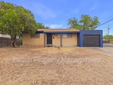 Main picture of 3319 Teckla Blvd