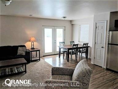 Main picture of 3302 10th Ave NE