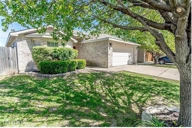 Main picture of 1909 Cedar Tree Dr